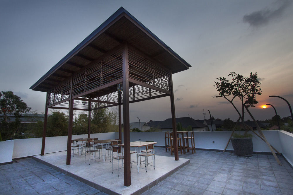 Zen Rooms Seminyak Kayu Jati Esterno foto