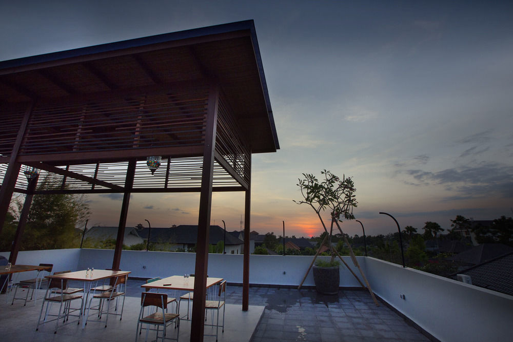 Zen Rooms Seminyak Kayu Jati Esterno foto