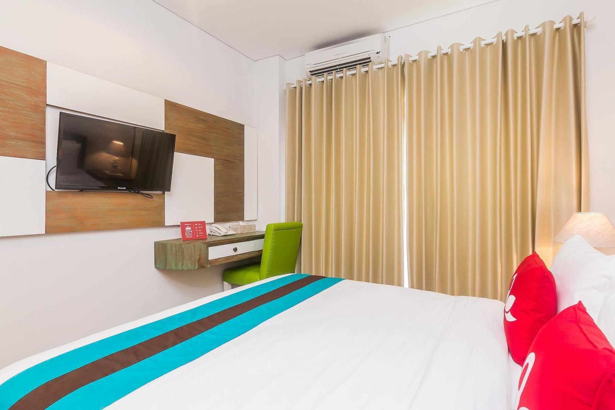 Zen Rooms Seminyak Kayu Jati Esterno foto