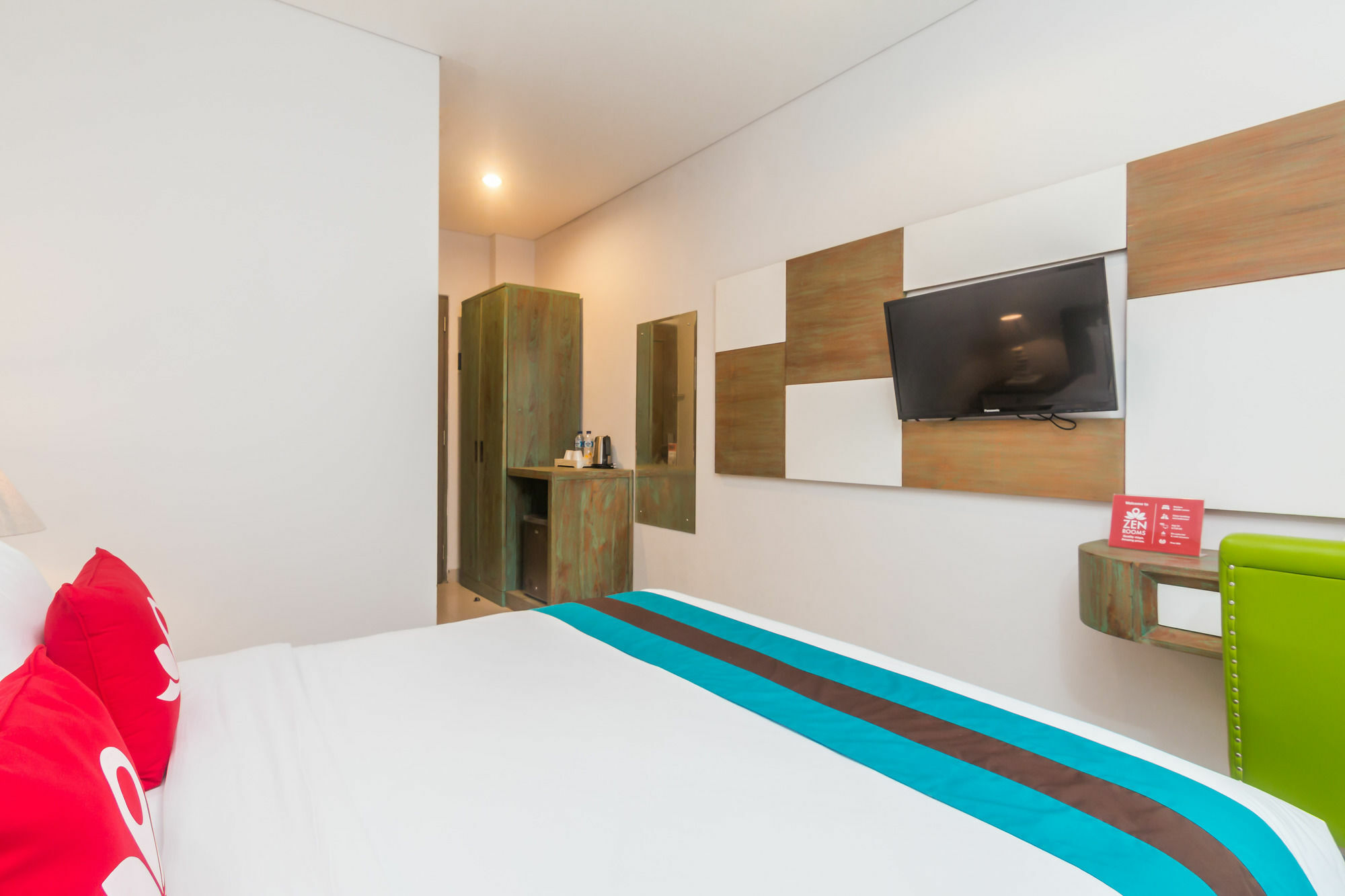Zen Rooms Seminyak Kayu Jati Esterno foto